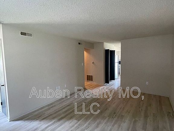 2nd image of 3306 NW Mill Dr