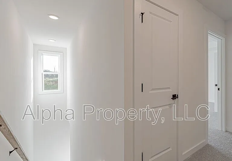 1451 Darrowby Way — Photo 9