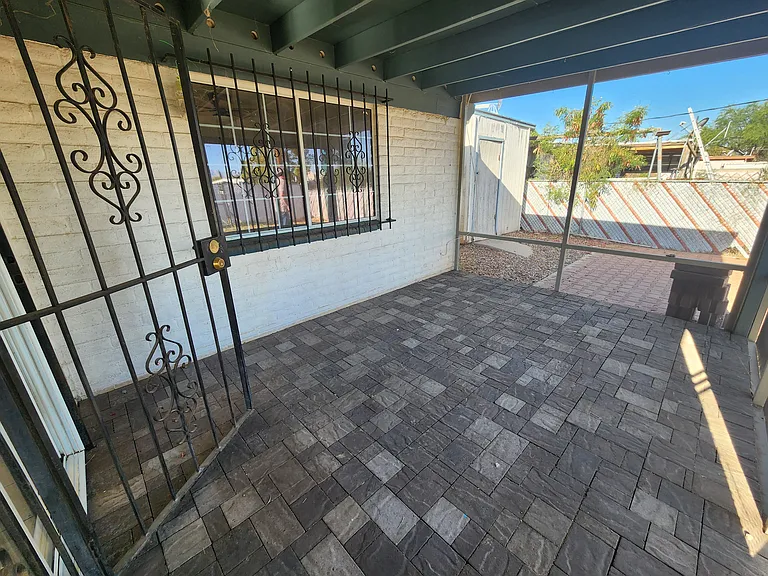 covered patio