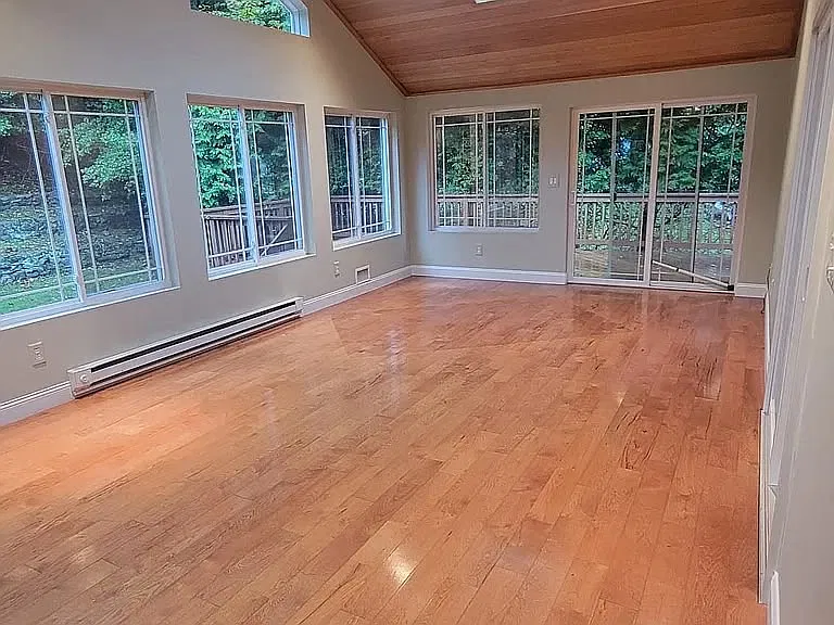 3 bed, $3,900 — Photo 3