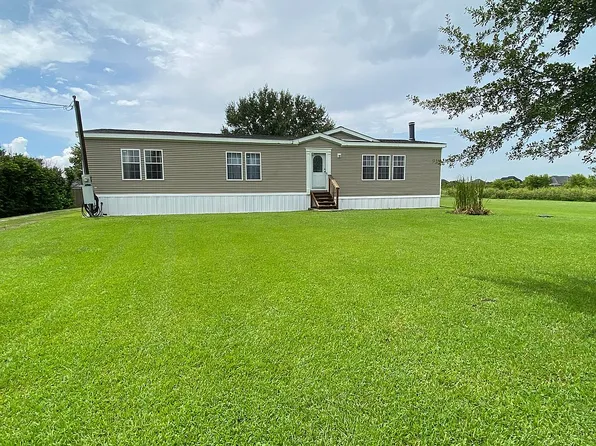 102 S Dennis St, Thibodaux, LA 70301