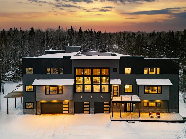 1430 Stoney Point Dr, Duluth, MN 55804