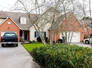 381 Paine Lake Dr, Sevierville, TN 37862