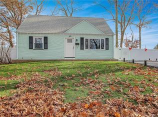 6 Valley View Rd, East Brunswick, NJ 08816