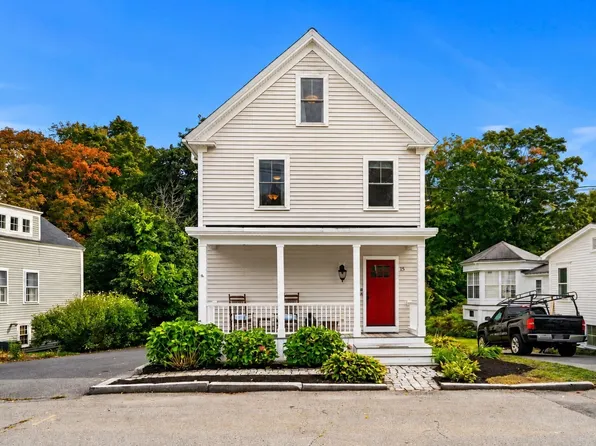 15 Court St #B, Groton, MA 01450