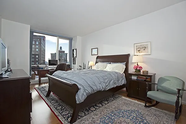 Rented by BLU Real Estate | media 55