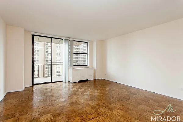 Rented by Mirador Real Estate | media 2