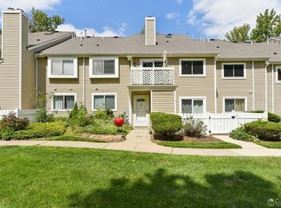 12 Arrowwood Ln, Monmouth Junction, NJ 08852