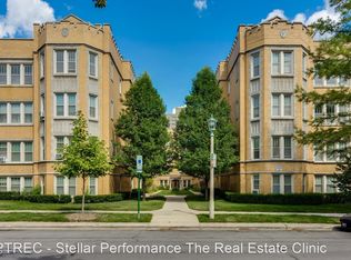 230 S Maple Ave #1B, Oak Park, IL 60302