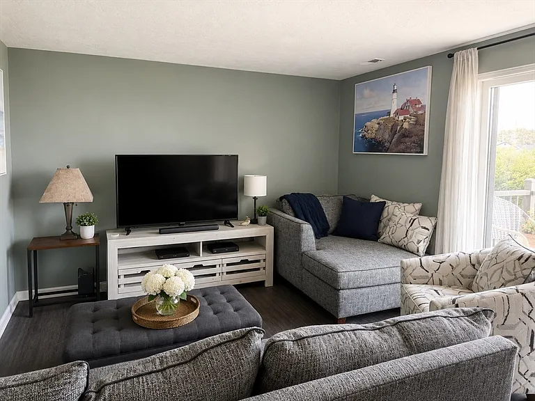 1179 Nantasket Ave #4 — Photo 2