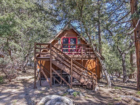 2nd image of 25444 Hotei Ln
