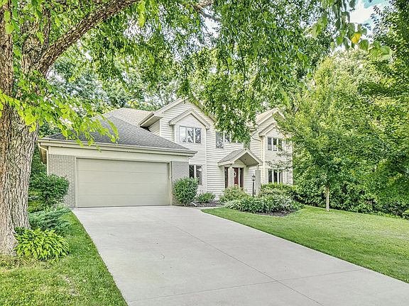2nd image of 7126 New Washburn Way