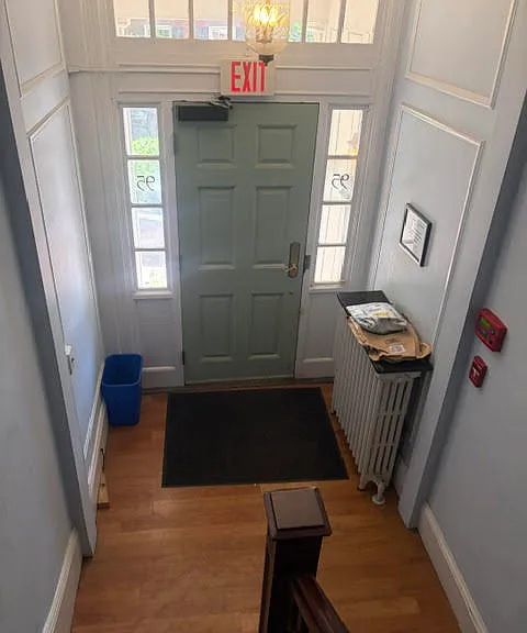 1/2 Mount Vernon St — Photo 10