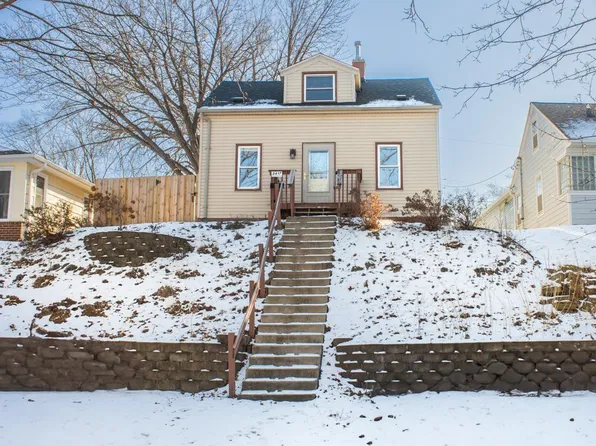 3417 30th Ave N, Robbinsdale, MN 55422