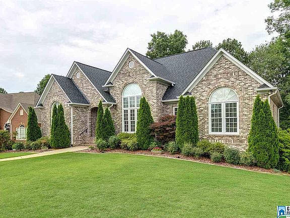 2nd image of 7049 Arbor Ln