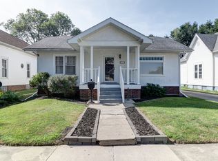 107 E Daggy St, Tuscola, IL 61953