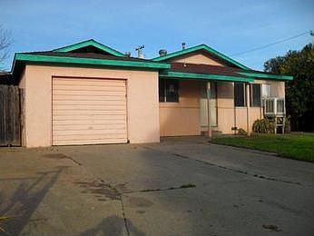 1st image of 1932 Fernwood Dr