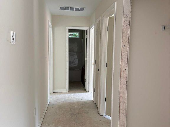 2nd image of 4112 Charles Cir