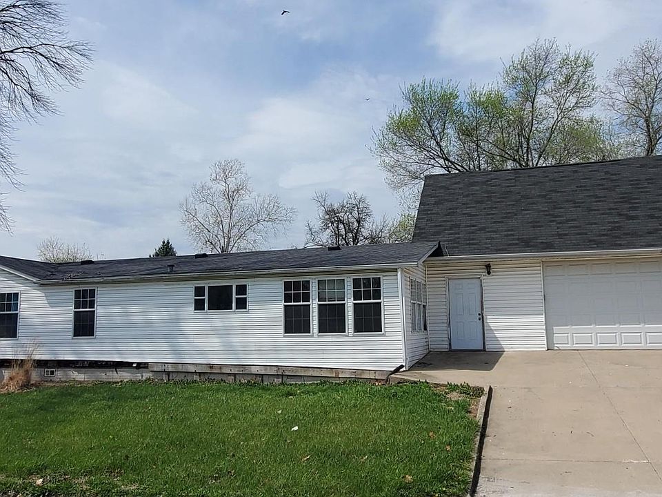 1st image of 322 S 17th St