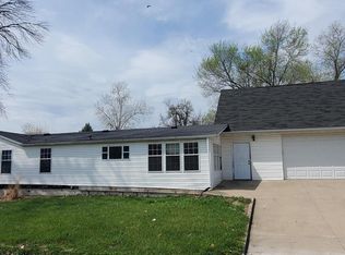 322 S 17th St, Keokuk, IA 52632
