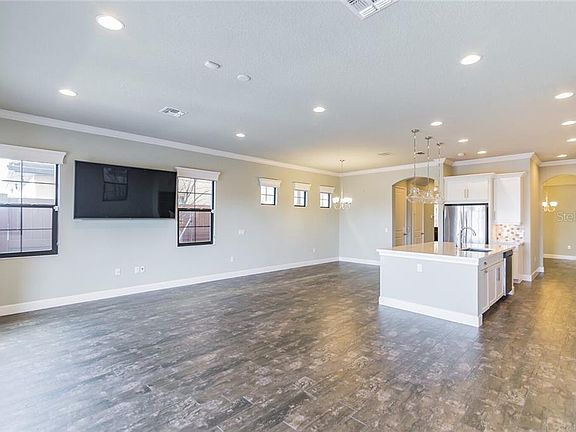 5th image of 7633 Toscana Blvd