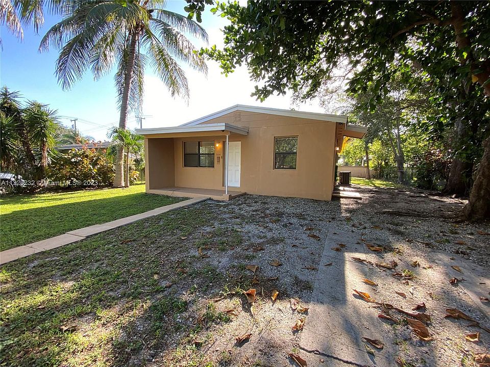 1st image of 15741 NE 15th Pl