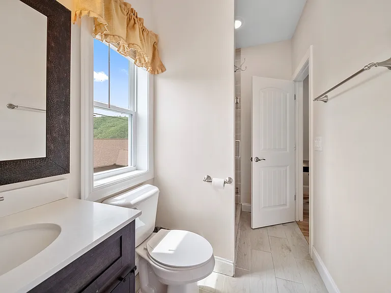 327 E Holly Ridge Rd — Photo 18