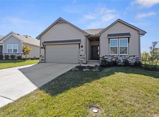 4036 NW Eclipse Pl, Blue Springs, MO 64015