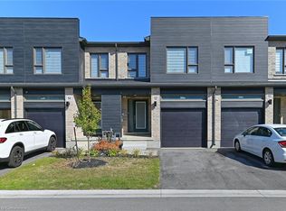 12 Roper Pl, Kitchener, ON N2R0P6