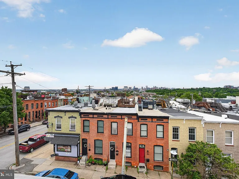 3200 Fleet St — Photo 41