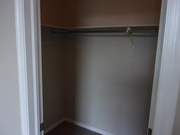 1863 Twilight Ln — Photo 21