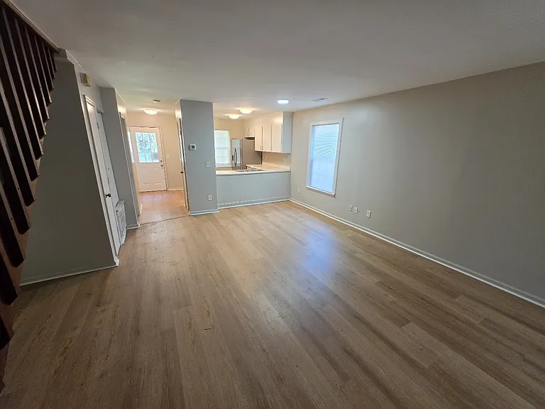3965 Briarhill Dr — Photo 8