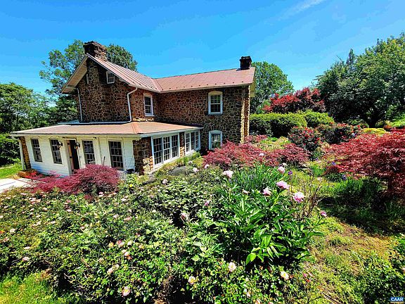 2nd image of 128 Rockfish Orchard Dr