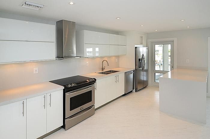 1st image of 2864 NE 33rd Ct APT 208