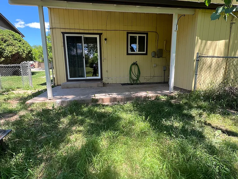 3307 Hall St — Photo 4