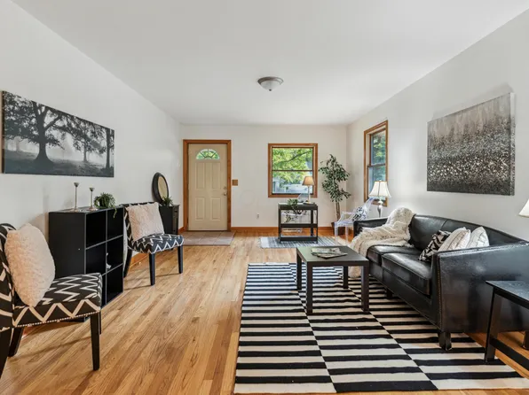 351 E Lincoln Ave, Columbus, OH 43214