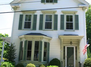 16 Vernon St, Plymouth, MA 02360