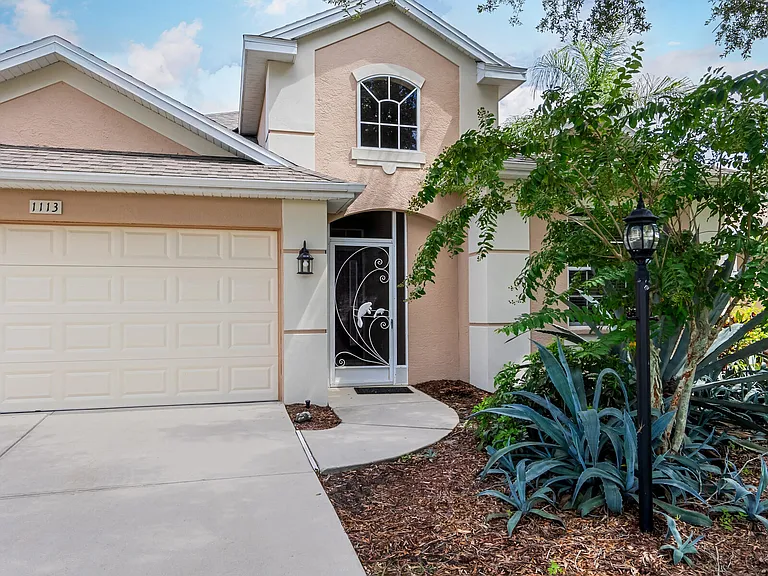 1113 Cane Mill Ln — Photo 1