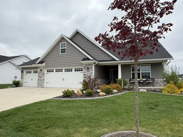 15193 Cypress Dr, Perrysburg, OH 43551
