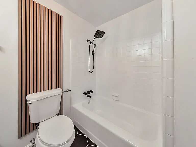1920 Mozelle Dr — Photo 17