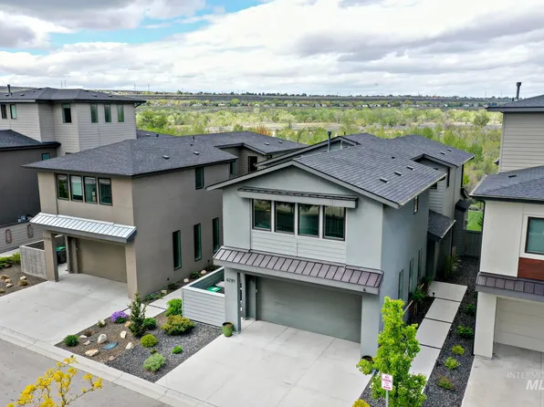 6791 E Warm Springs Ave, Boise, ID 83716