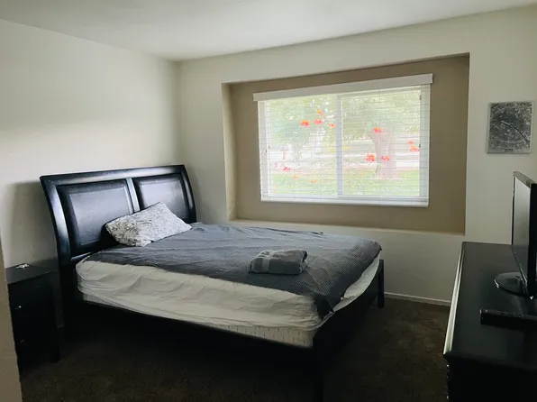 4825 W Avenue K10, Quartz Hill, CA 93536