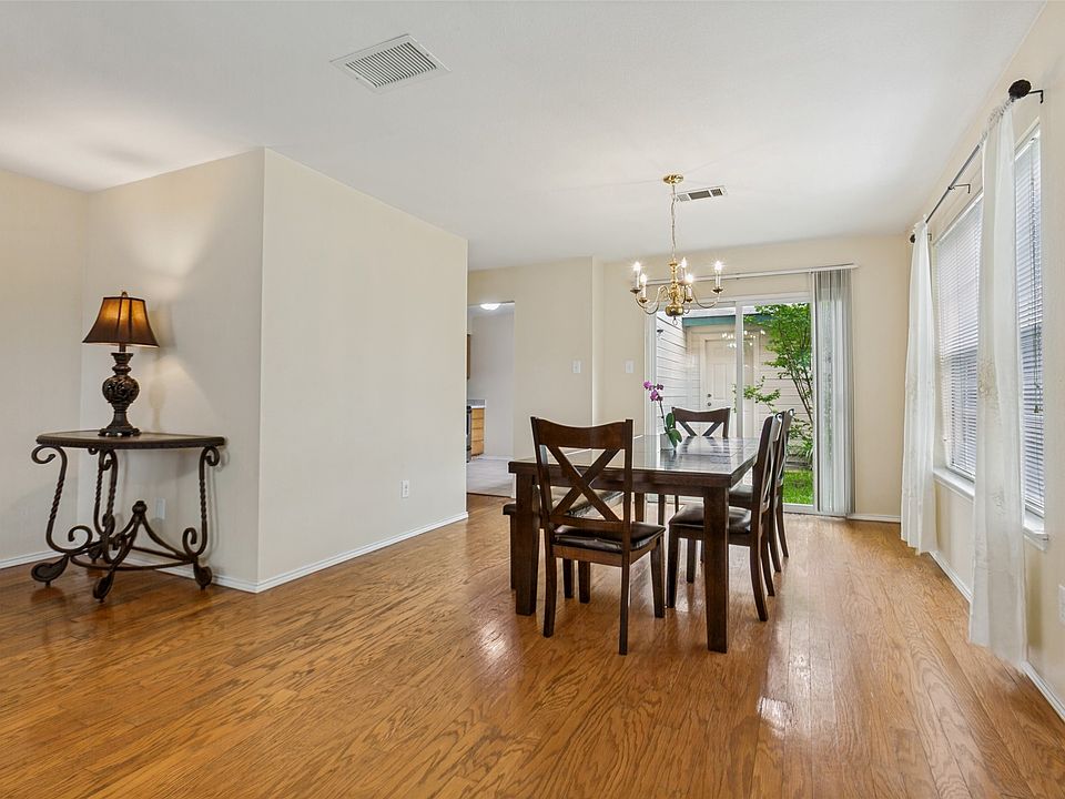 1st image of 3608 Clubview Dr
