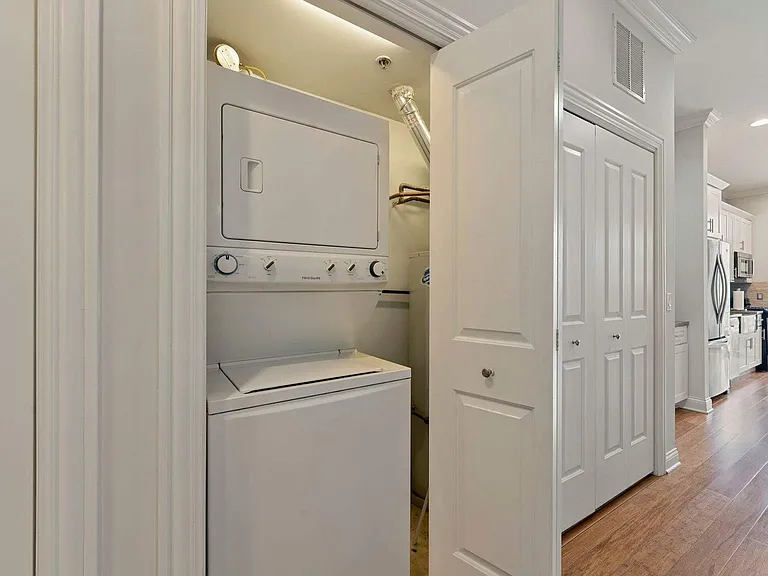 Washer/Dryer