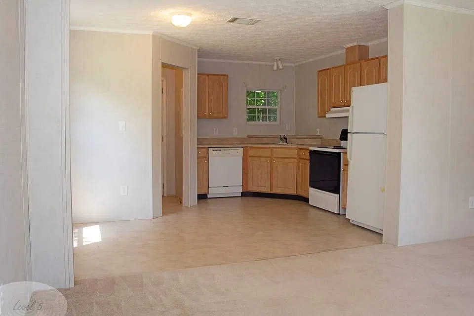 2 bed, 750 sqft, $900 — Photo 3