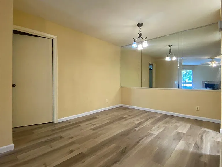 9700 Leawood Blvd #212 — Photo 9