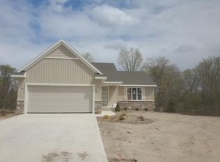 5807 Birdsong Ct SE, Kentwood, MI 49508