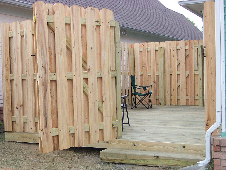 2nd image of 1034 Island Pl E