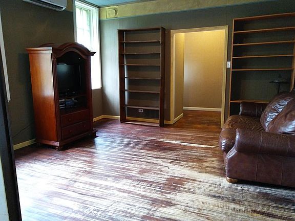 3rd image of 2742 62nd St