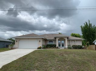 325 NE 30th St, Cape Coral, FL 33909